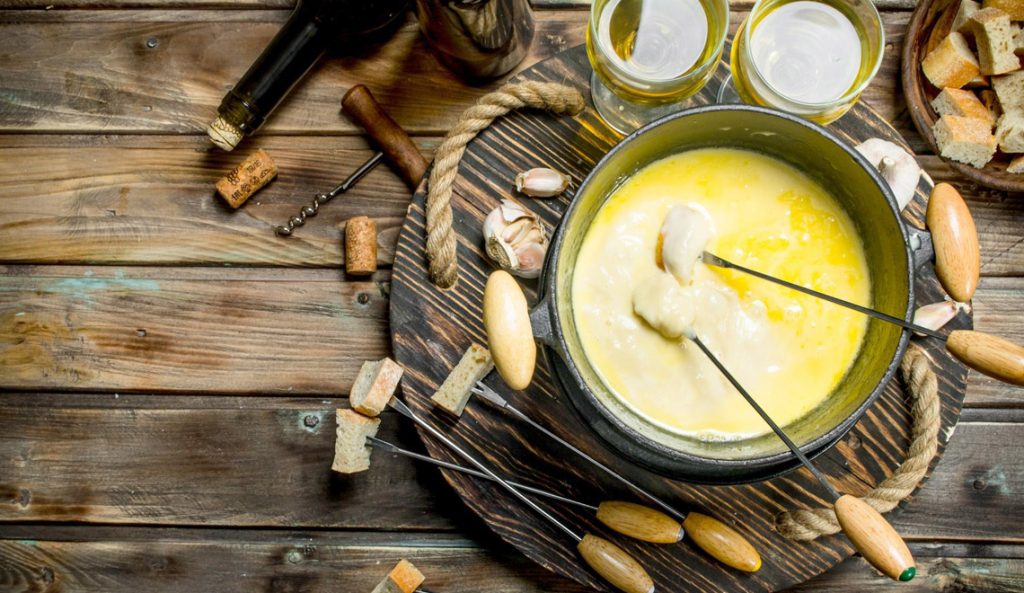 Suisse vs Savoie : la bataille des fondues