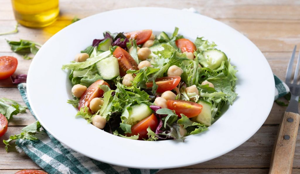 Salades sans cuisson pour les journées chaudes