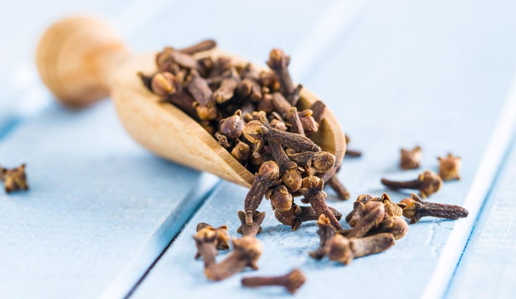 Clou de girofle : une petite épice très puissante pour votre santé