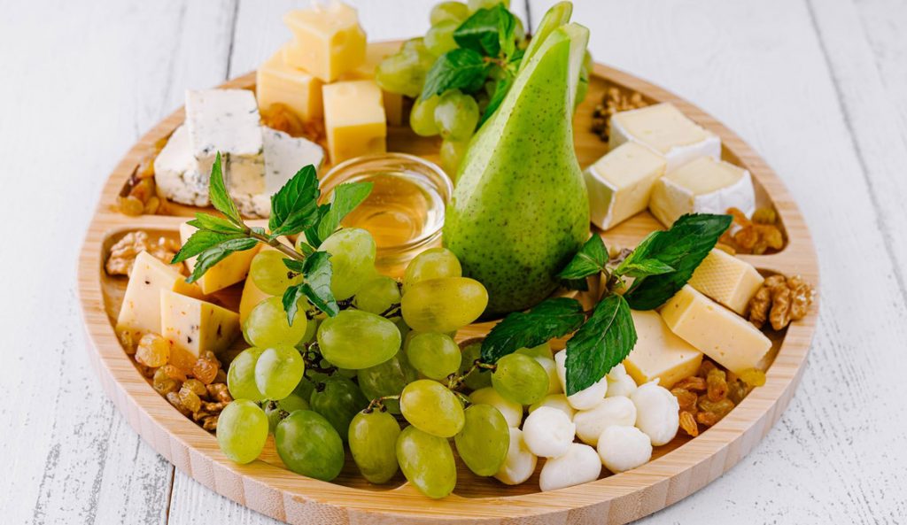 Les fruits qui se marient parfaitement avec le fromage